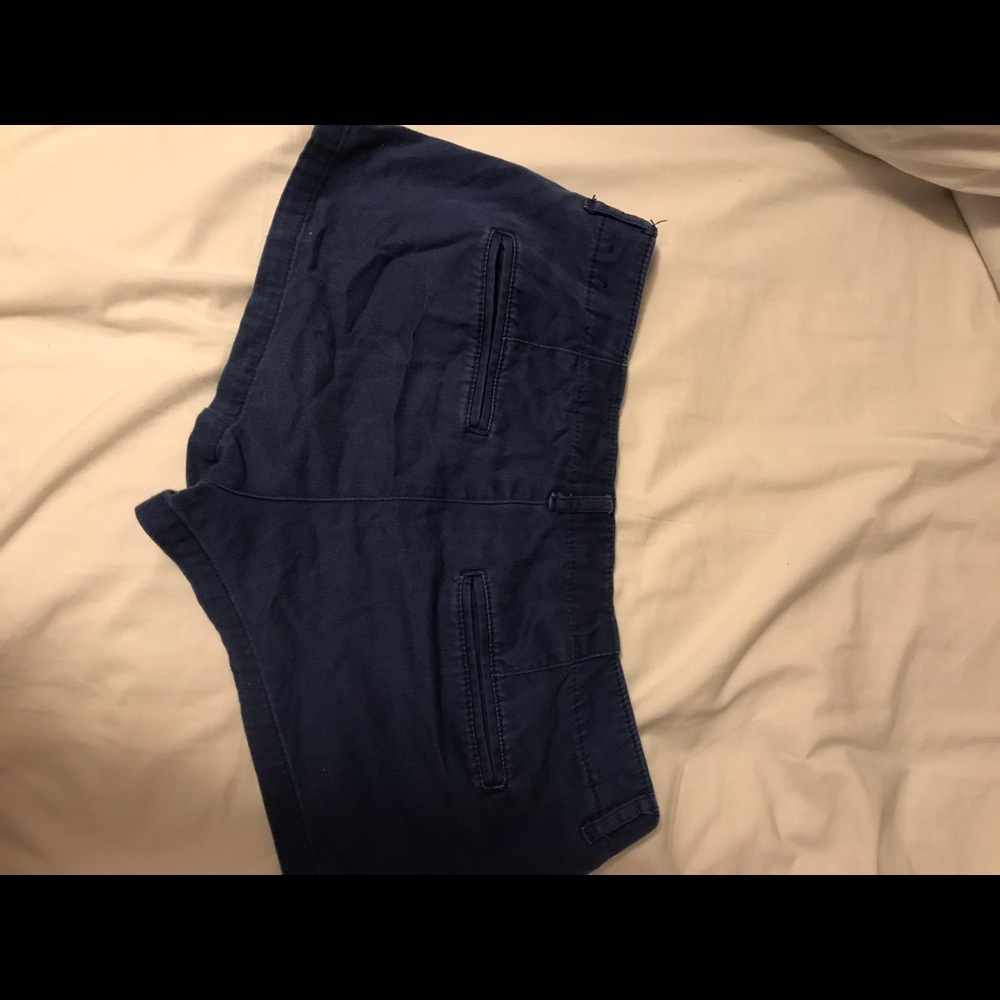 Shorts - Picture 3 of 3
